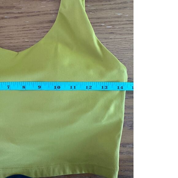 The Iwa Company Sports Bra Women's Medium - Picture 5 of 7